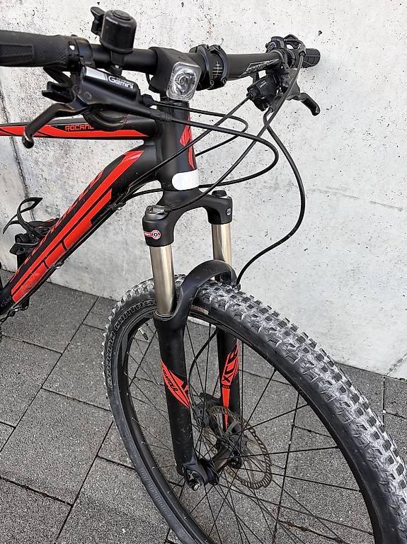 Velos: MTB 29" Specialized L/19 – Gebraucht aus Bellmund von sherman600 1