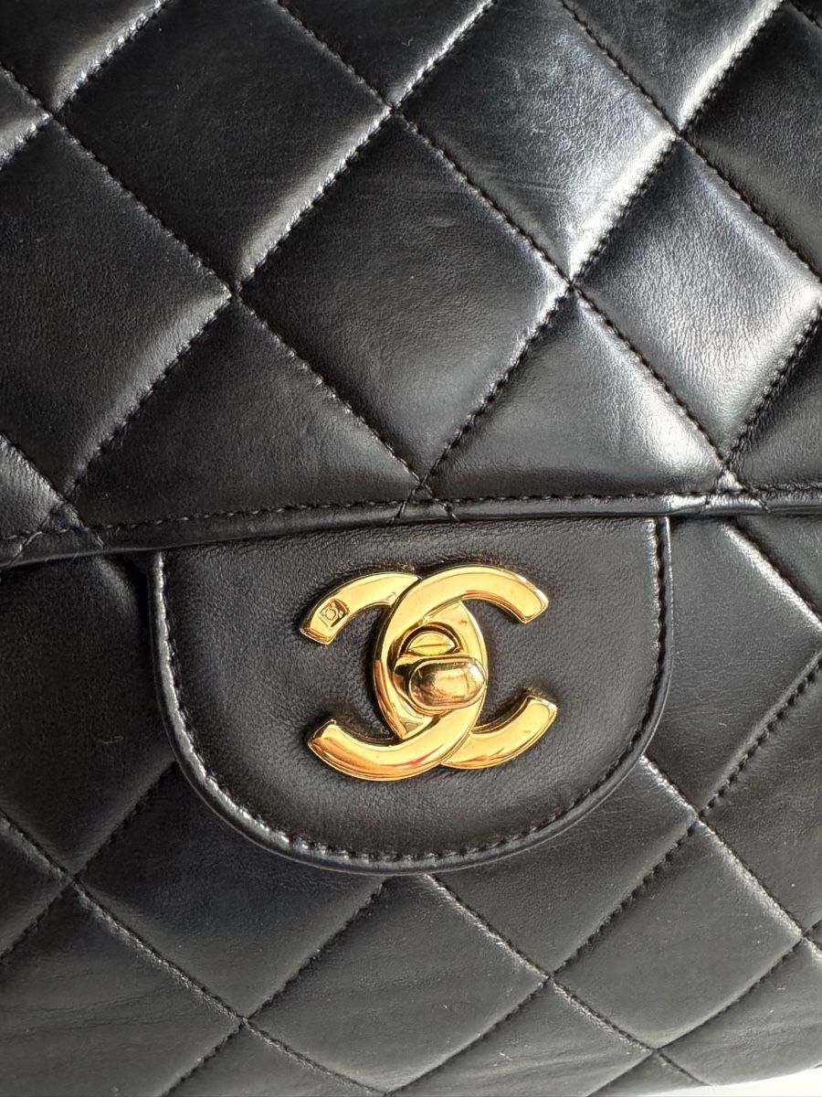 Chanel Taschen für Damen: CHANEL Double-sided Jumbo Flap Bag Tasche – Gebraucht aus Kriens von hannaandkiko 6
