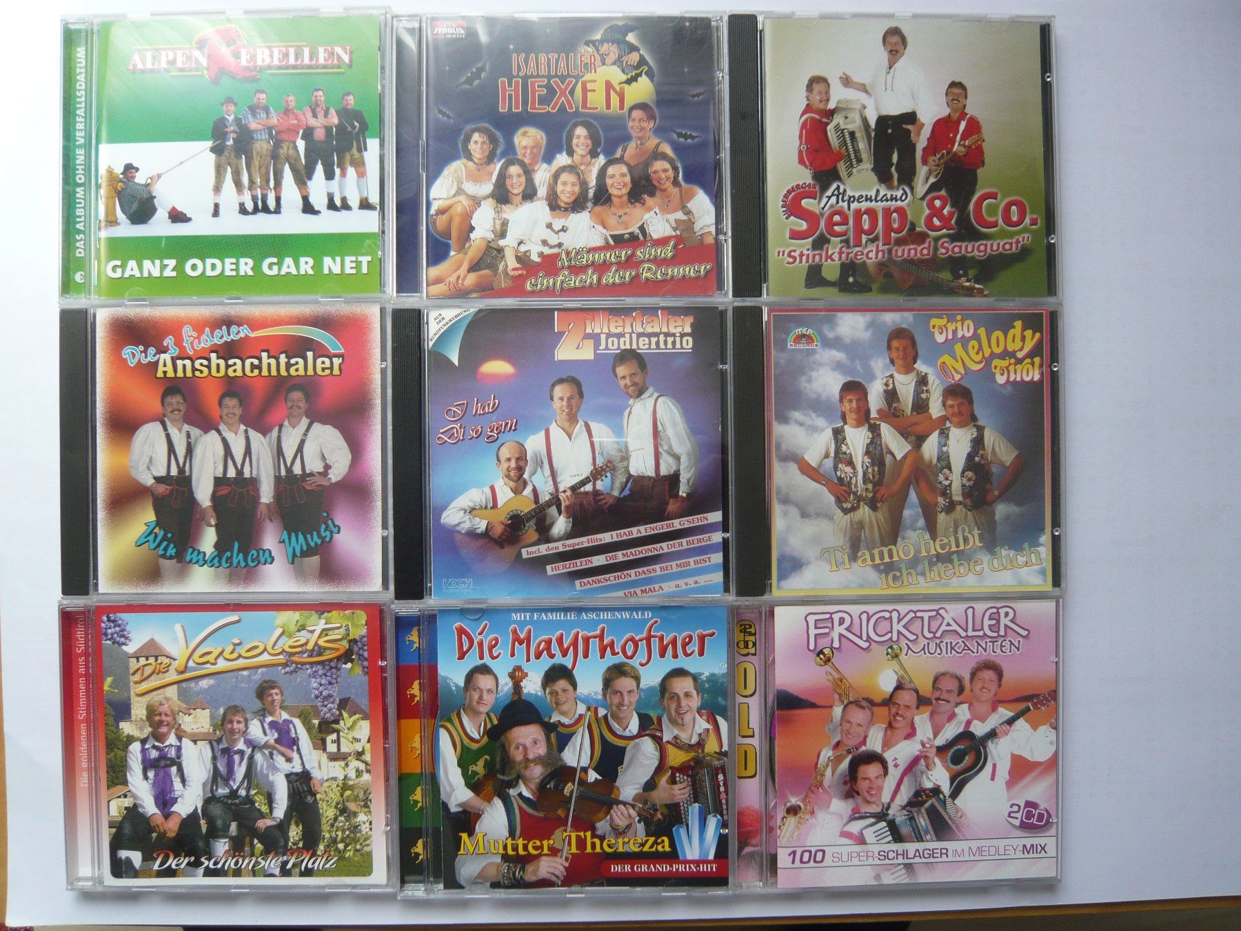 CD: 9CD Sammlung Volksmusik & Schlager – Usato da Winterthur venduto da Cajun