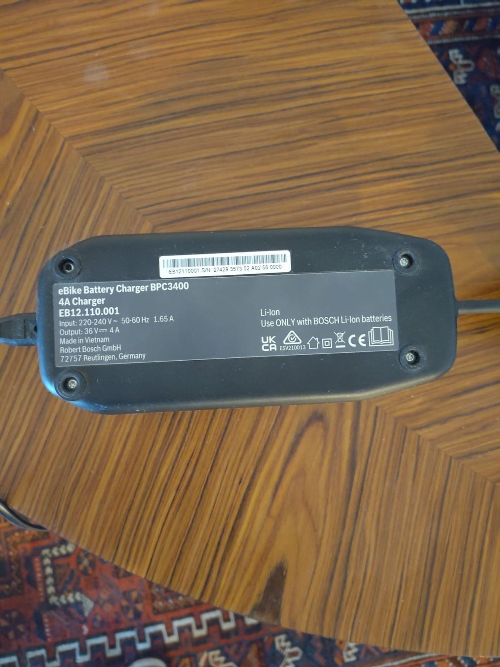 Bosch Caricabatterie: Bosch Akku Ladegerät 4A BPC3400 – Usato da Affoltern am Albis venduto da Fed1 1