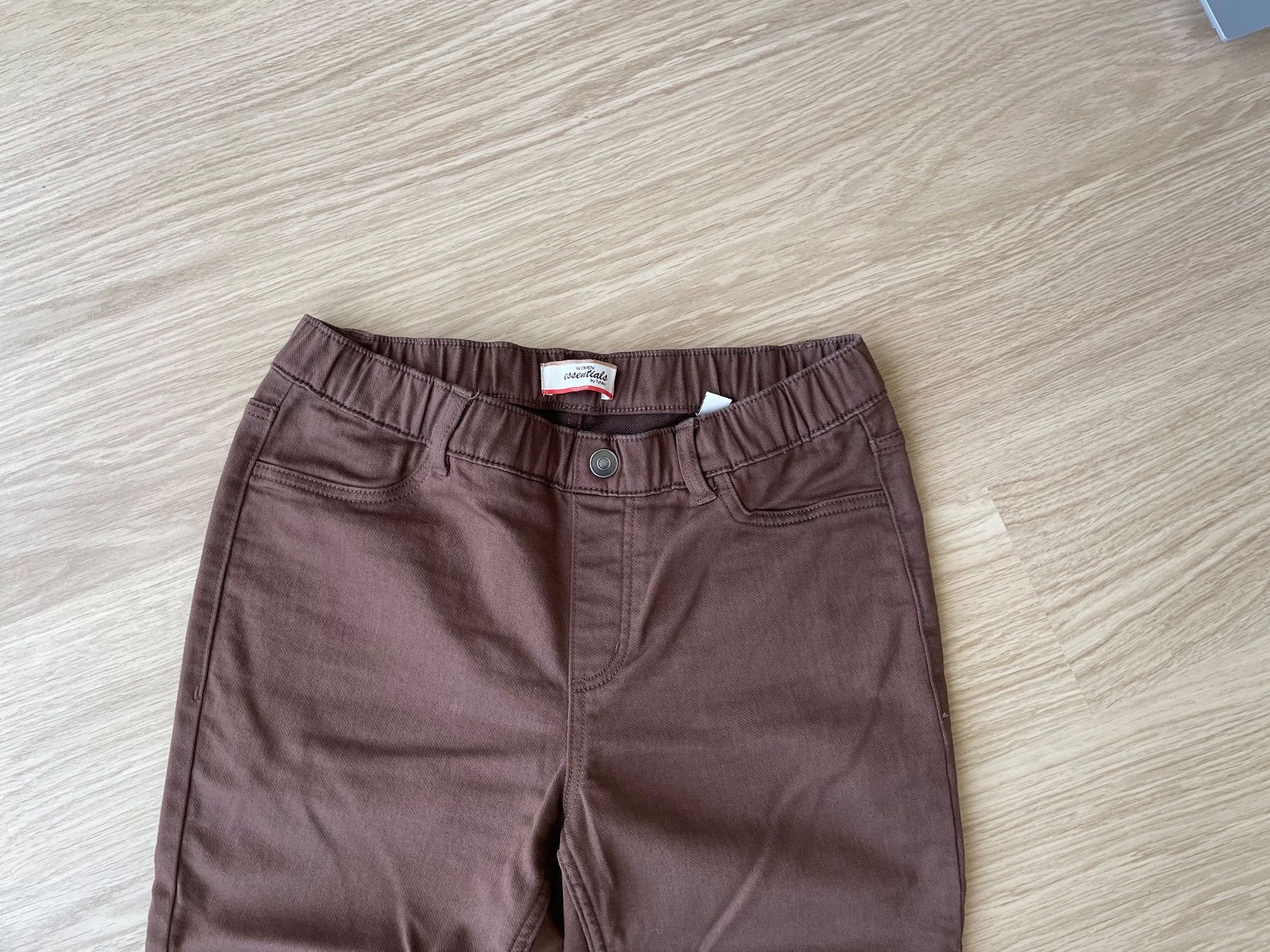 Pantaloni: Hose mit Gummizug Gr. 40 – Usato da Kaltbrunn venduto da pooc1975 1