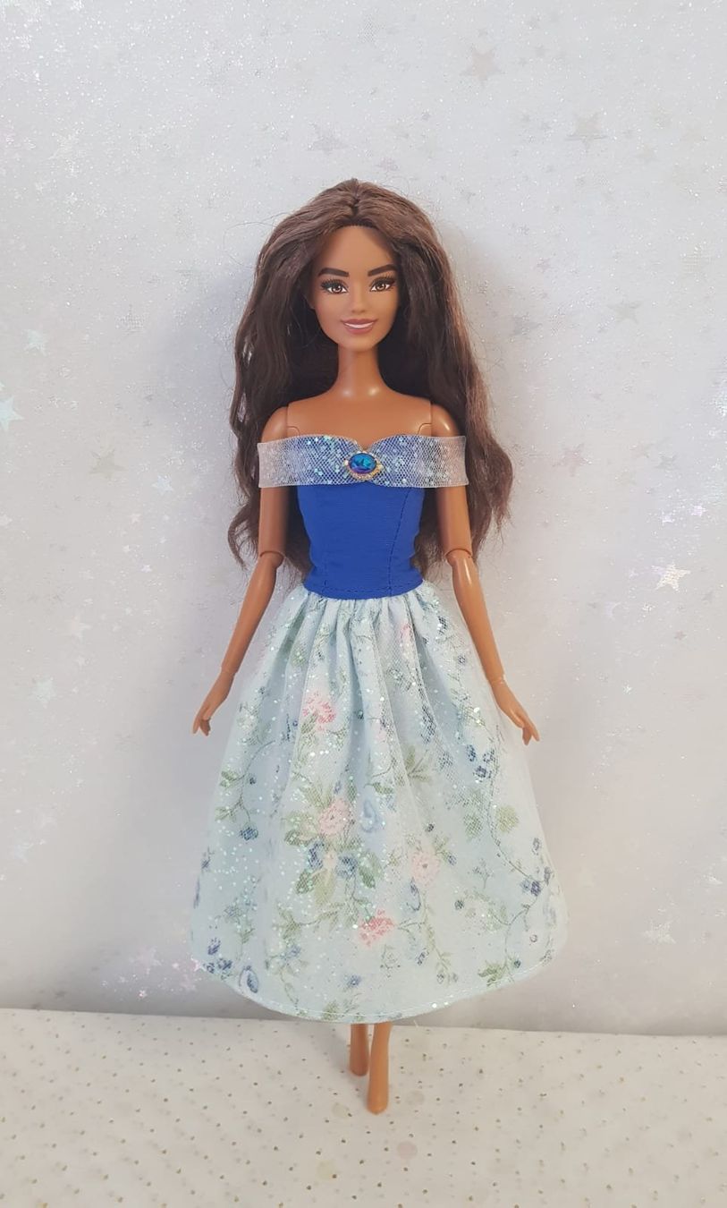Puppen: Barbie Kleid – Neu (gemäss Beschreibung) aus Lachen SZ von Sakura4hime