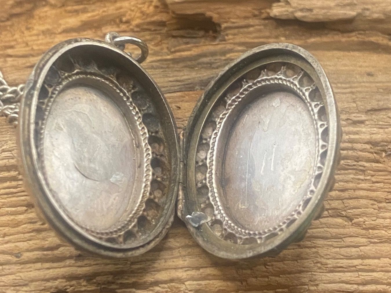 Anhänger: Antikes Medaillon an Kette – Gebraucht aus Luzern von S.Kern01 3