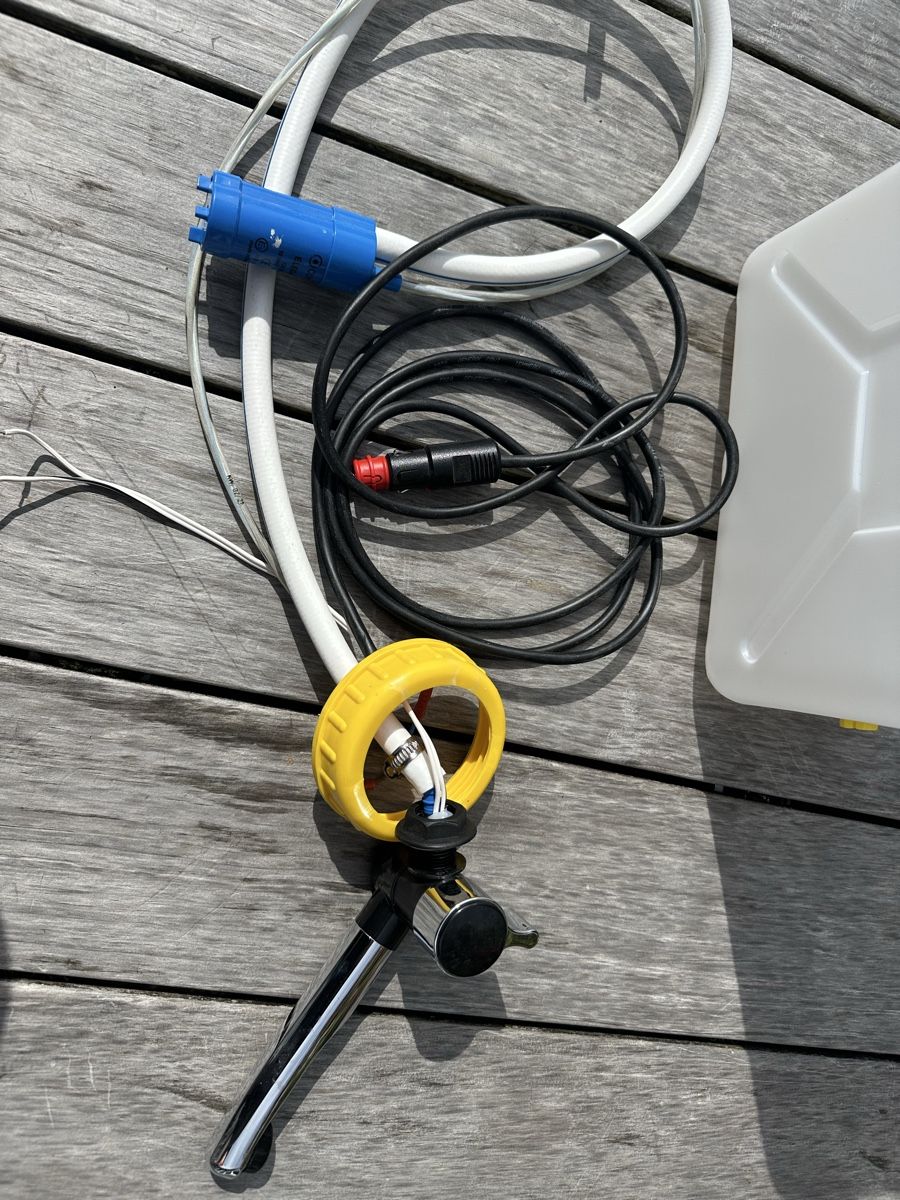 Altri accessori per camping: Camping Wasseranlage – Nuovo (secondo la descrizione) da Hittnau venduto da har_7ndb 2