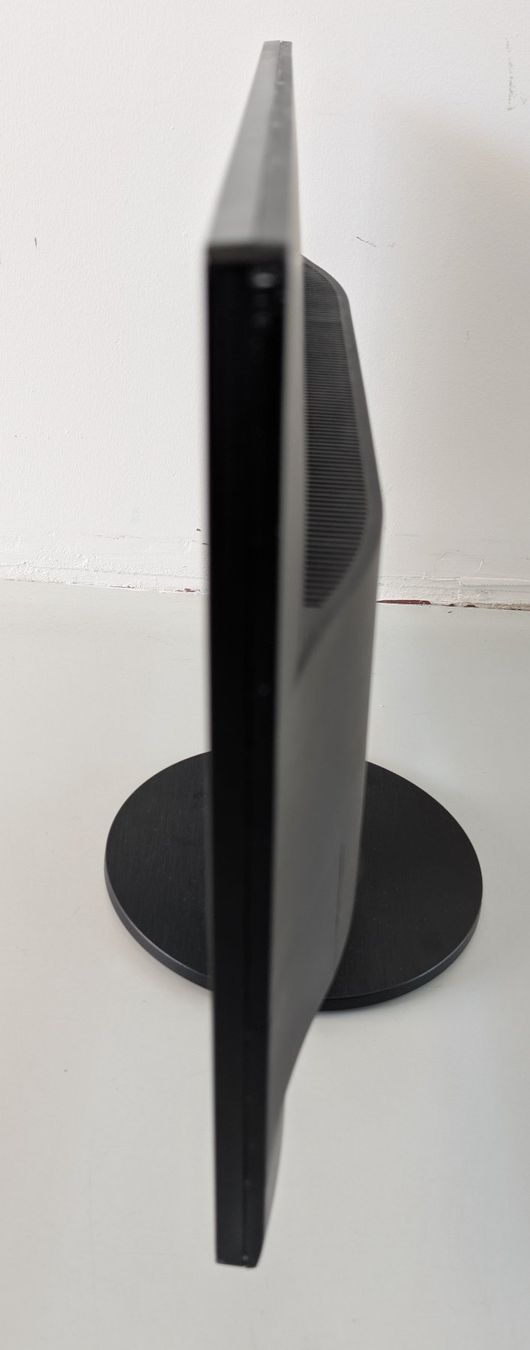 AOC Monitor: AOC 24" Monitor E2460SH – Usato da Dietlikon venduto da ComdatAG 1