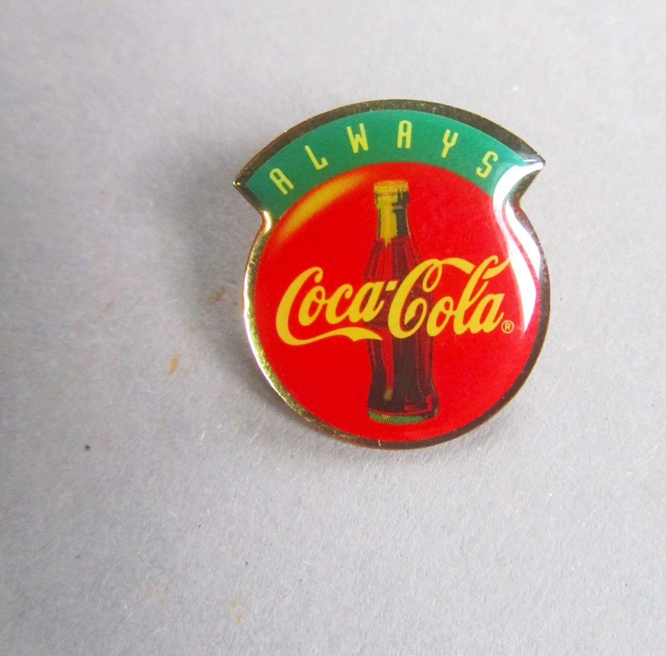 Coca-Cola Placchette & Badge: Coca-Cola Pin "Always" – Usato da Seengen venduto da mikelele
