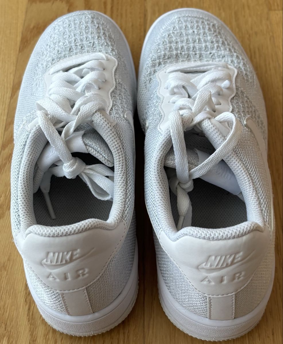 Nike Chaussures hommes: Air Force Flyknit - 44.5 – D'occasion à Zürich par Gotta-Sell-It-All 2