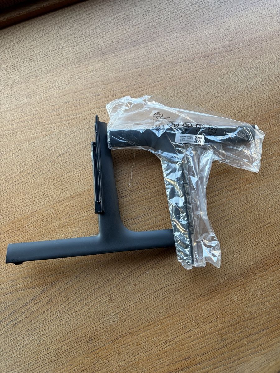 Samsung Supporti a parete: Standfuss Samsung The Frame 65” – Nuovo (secondo la descrizione) da Murten venduto da Bastien1991