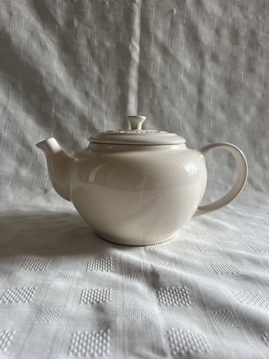 Le Creuset Teiere: Le Creuset théière – Usato da Genève venduto da gabridebus 1