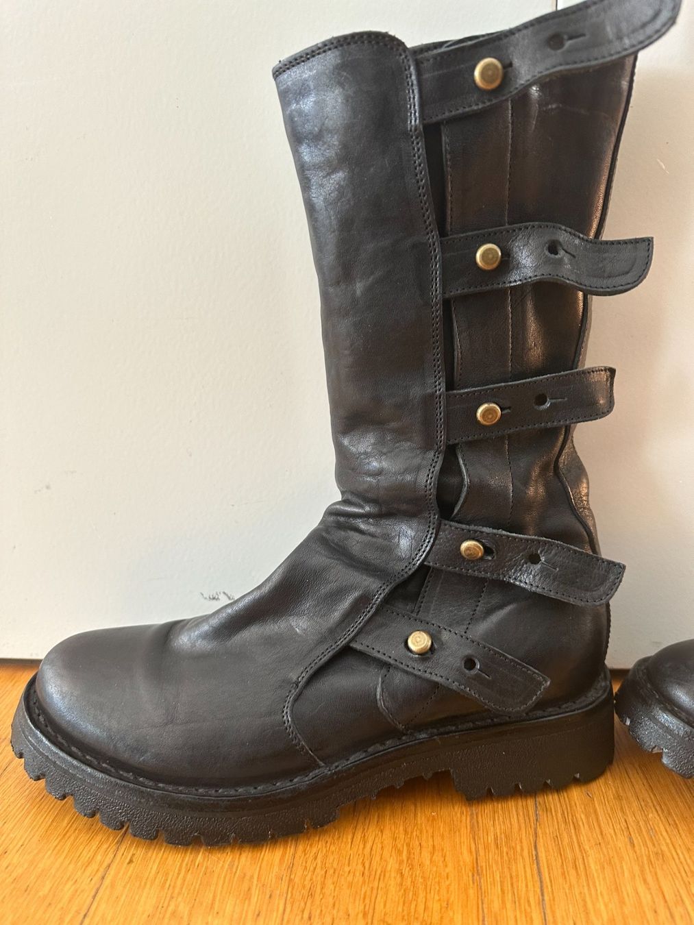 Damenschuhe: M-ECSTA Black Leather Boots von Fiorentini + Baker – Neu (gemäss Beschreibung) aus Zürich von Apparence