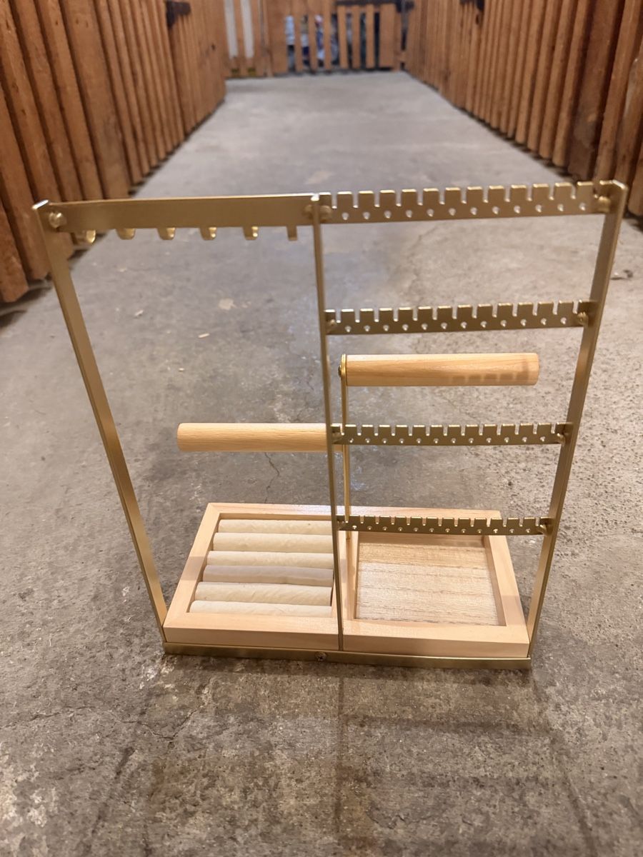 Toutes les décorations: Schmuckständer  – D'occasion à Zürich par kev_6y8r 2