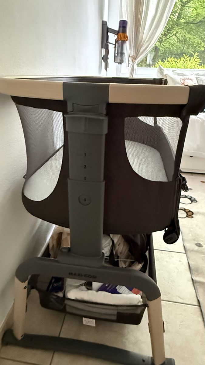 Maxi-Cosi Betten: Maxi-Cosi Iora Bedside Bassinet-Excellent Condition!Graphite – Gebraucht aus Brütten von hib_w8g7 2