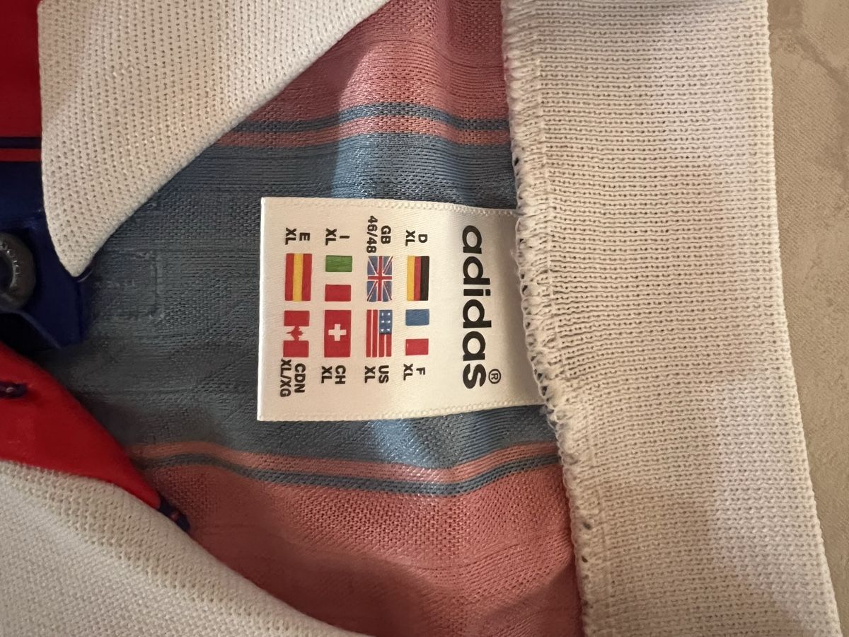 Adidas Canottiere & Pantaloni: FC Bayern Trikot 1995 – Usato da Neuendorf venduto da RBU4 2