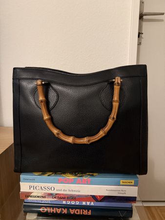 Vintage Gucci Bamboo Bag, schwarzes Leder