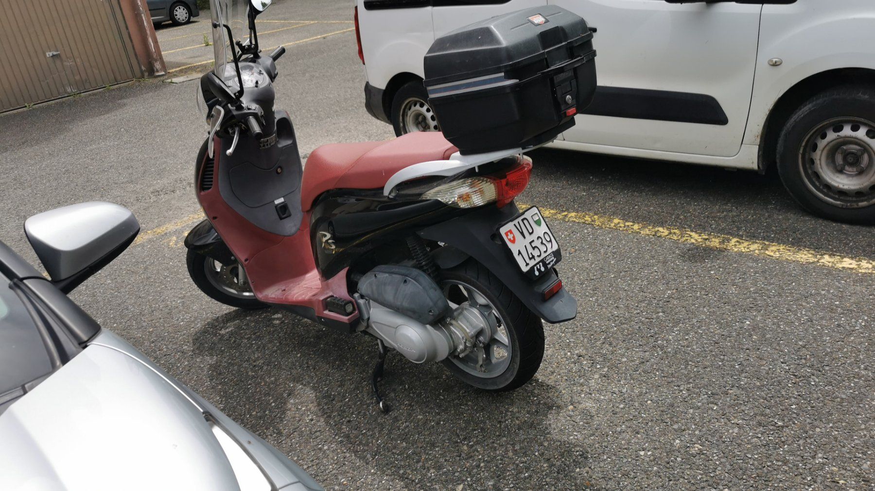 Honda Scooter: Honda PS 125i – Usato da Constantine venduto da douyoung 2
