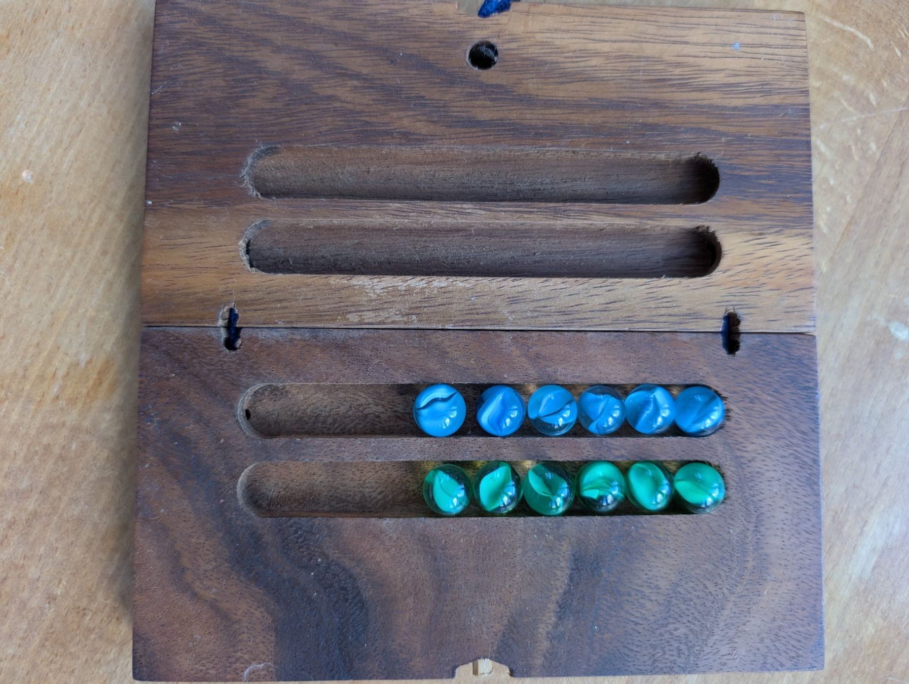 Giochi: Diverse Brettspiel – Usato da Winterthur venduto da Miwok 7