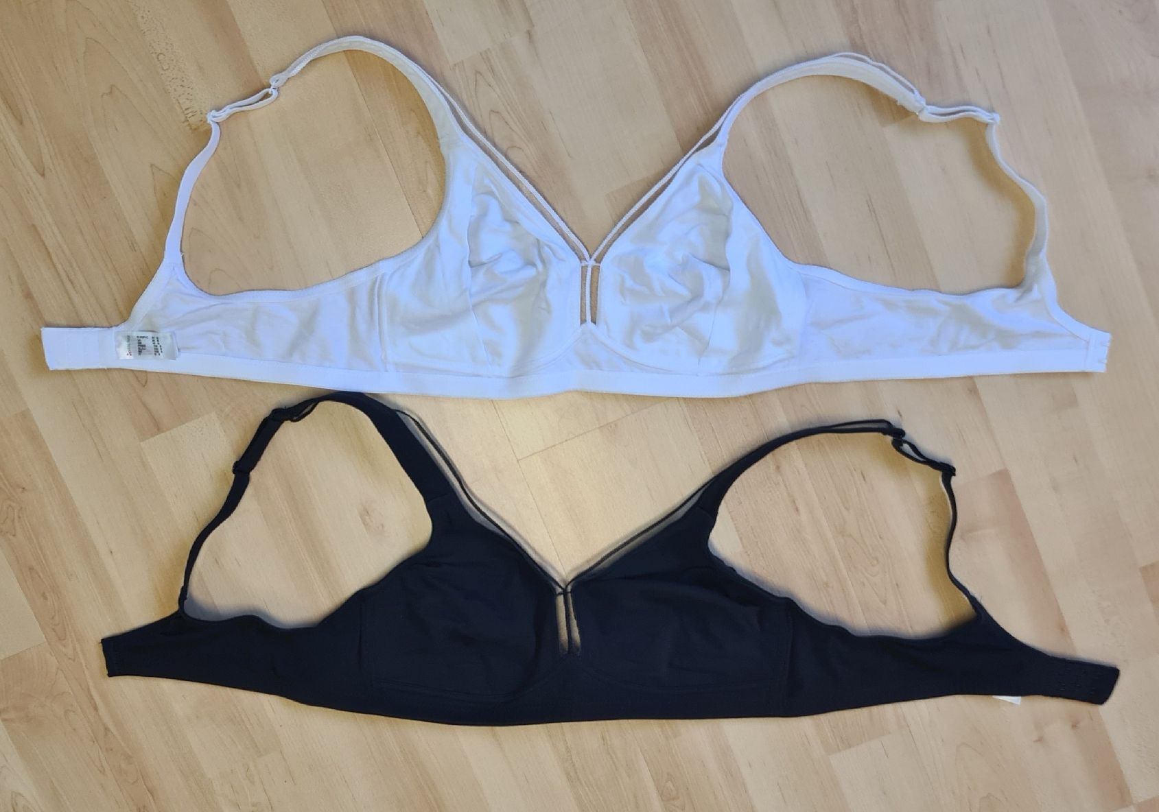 Altra biancheria intima: neue BHs Petite Fleur Gr. 90B – Nuovo (secondo la descrizione) da Ennetbaden venduto da lili2003 1