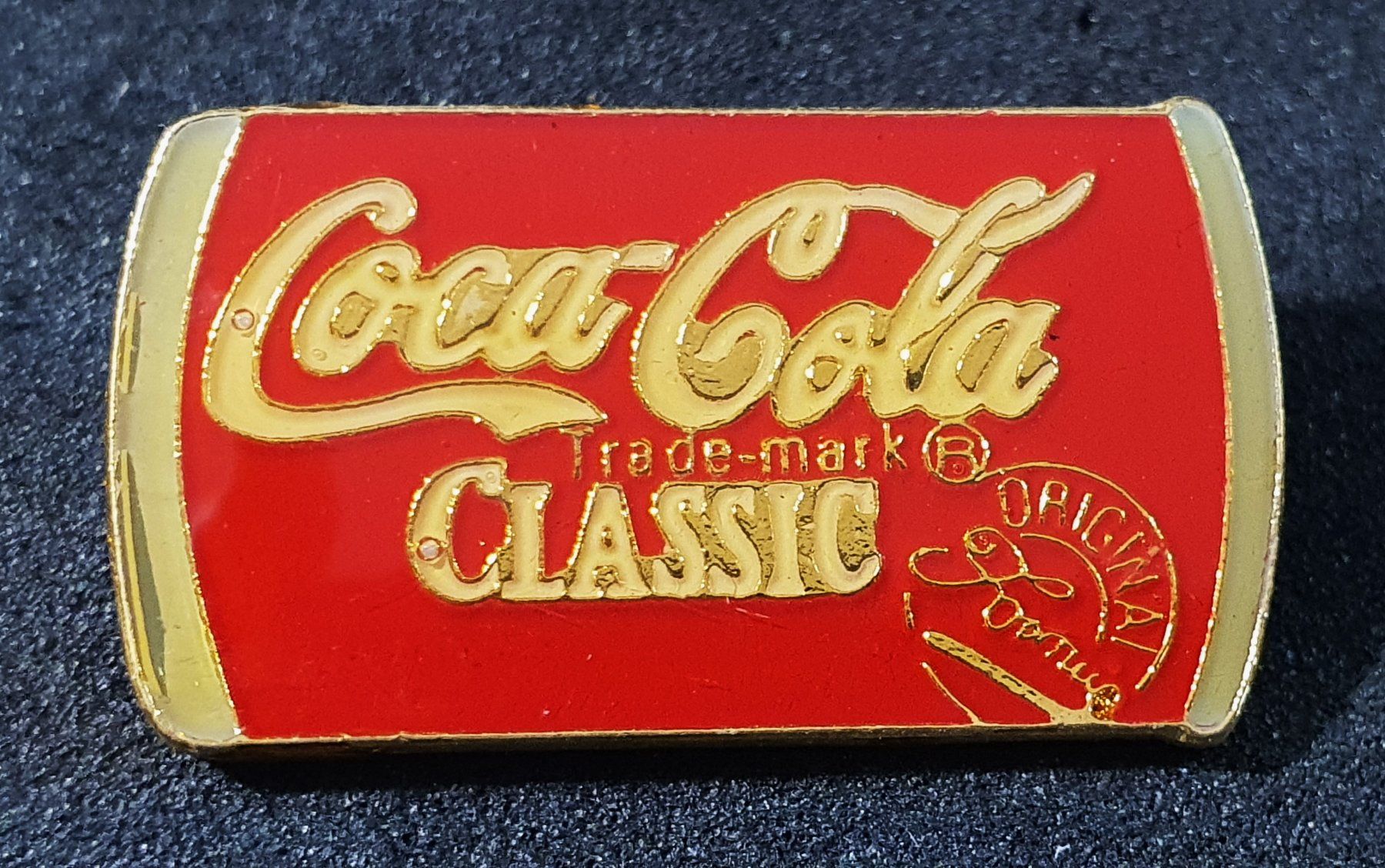 Placchette & Badge: BB705 - Pin Classic Coca Cola Coke Büchse – Usato da Reinach BL venduto da Boston-Verkauf