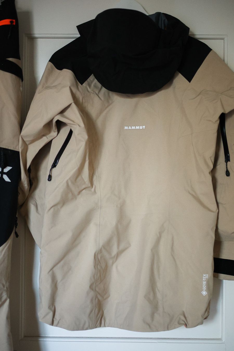 Mammut Lotti di vestiti: Mammut Eiger Free Pro Hardshell Jacke & Hose Gr. S – Nuovo (secondo la descrizione) da Charmey (Gruyère) venduto da QualitySecondHand 5