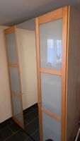 Schöner Schrank mit Glas- und Spiegeltüren CHF 1.--
