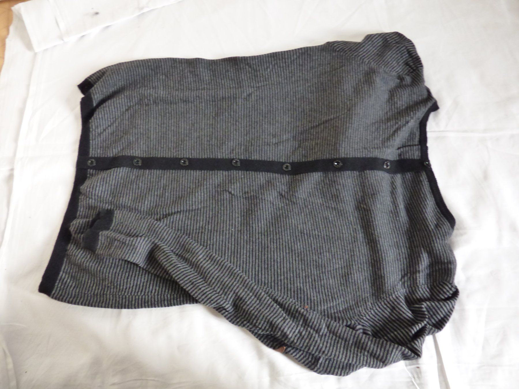 Maglioni & Felpe: Leichter Damen-Pullover – Usato da Zürich venduto da Goulliver 3