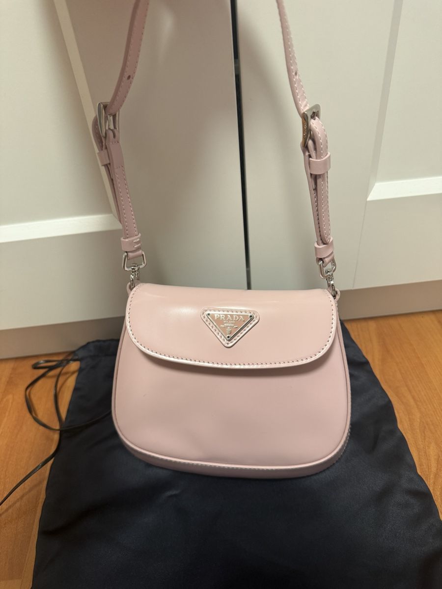 Prada Taschen für Damen: Prada Mini Schultertasche Rosa – Gebraucht aus Lohn-Ammannsegg von aemu12
