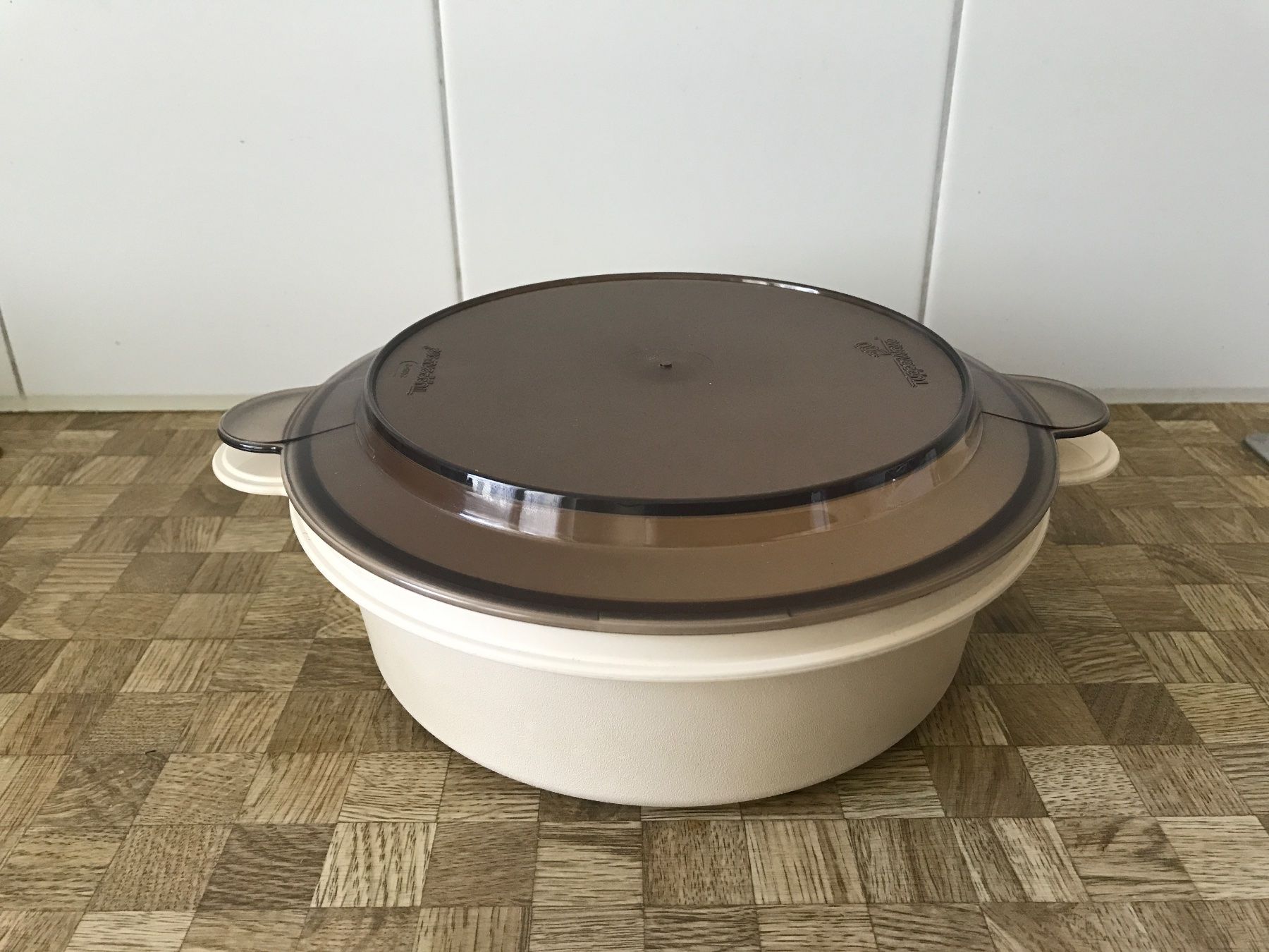 Tupperware Contenitori & Simili: Tupperware Wave 200 – Usato da Birmensdorf ZH venduto da Hilhan