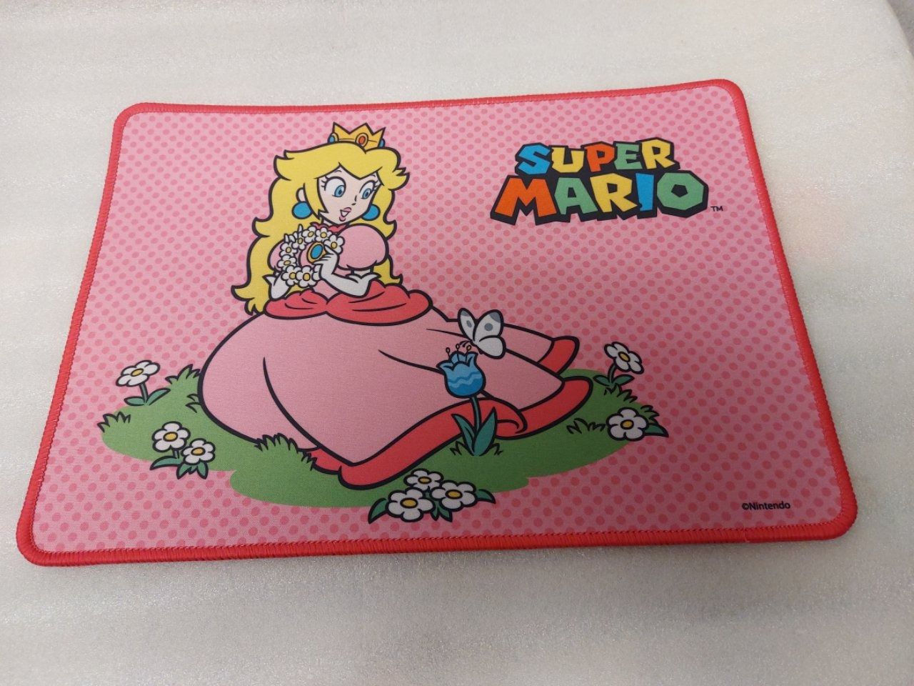 Tappetini per mouse: Super Mario Princesse Peach - Mouse Pad - Tapis de souris – Nuovo (secondo la descrizione) da Pambio Noranco venduto da Pol69