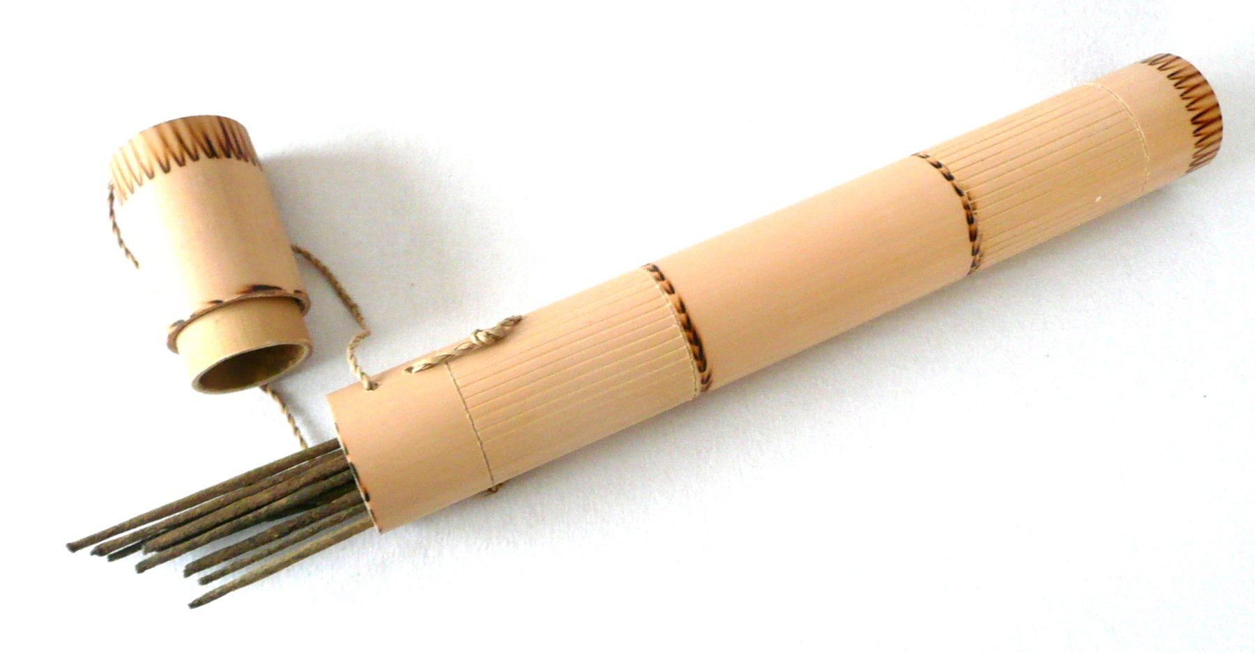 Candele: Räucherstäbchenhalter + Aufbewahrungsröhre – Nuovo e nell'imballaggio originale da Mauren venduto da Yeelen 4