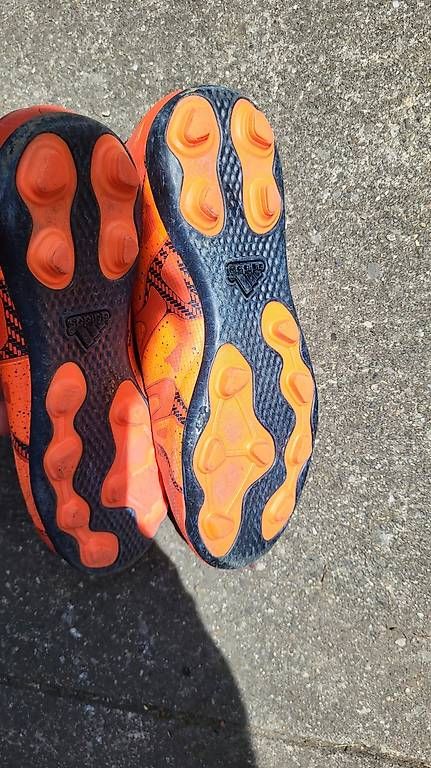 Adidas Scarpe da uomo: Fussballschuhe/Nockenschuhe Gr. 36 – Usato da Rorschacherberg venduto da Maku007 1
