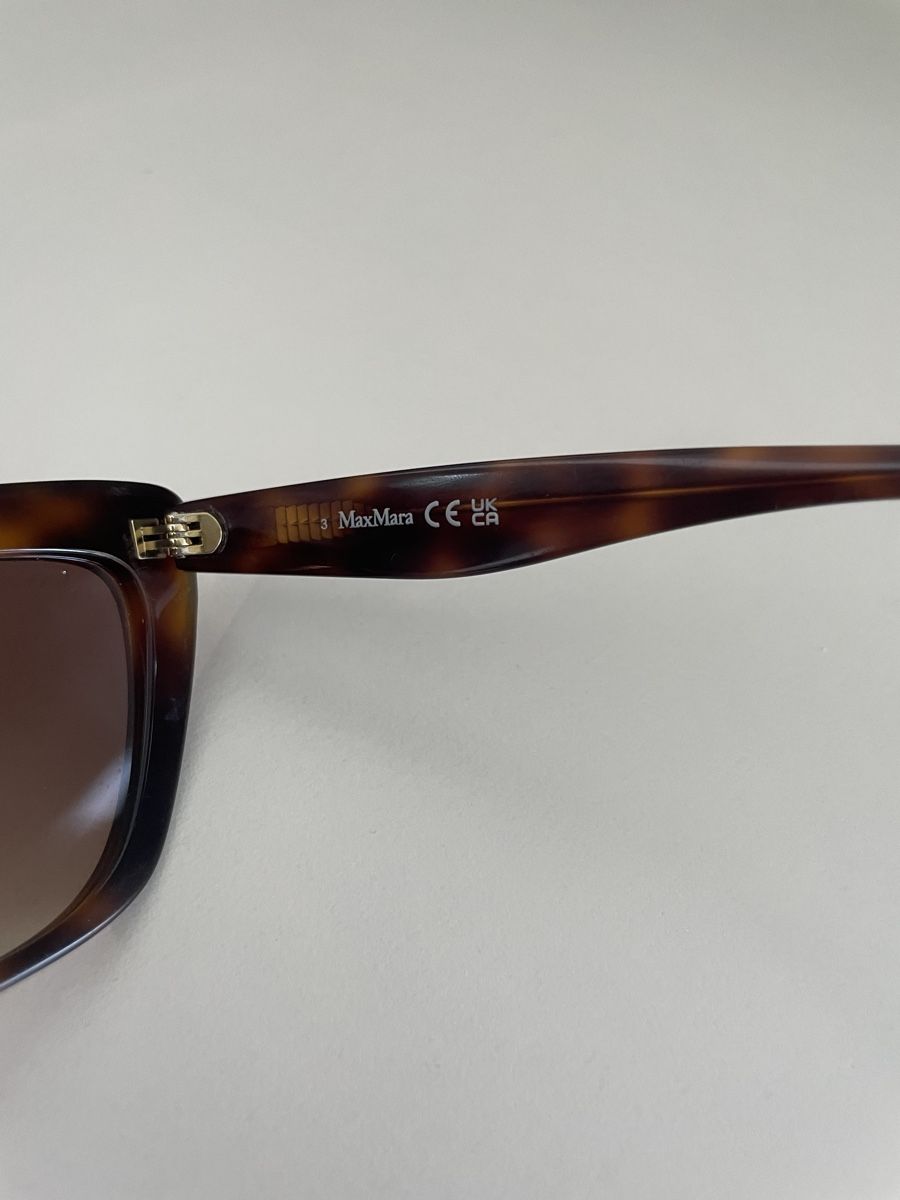 Max Mara Occhiali & Lenti: MaxMara sunglasses with original box  – Usato da Zurich venduto da GCambiati 3