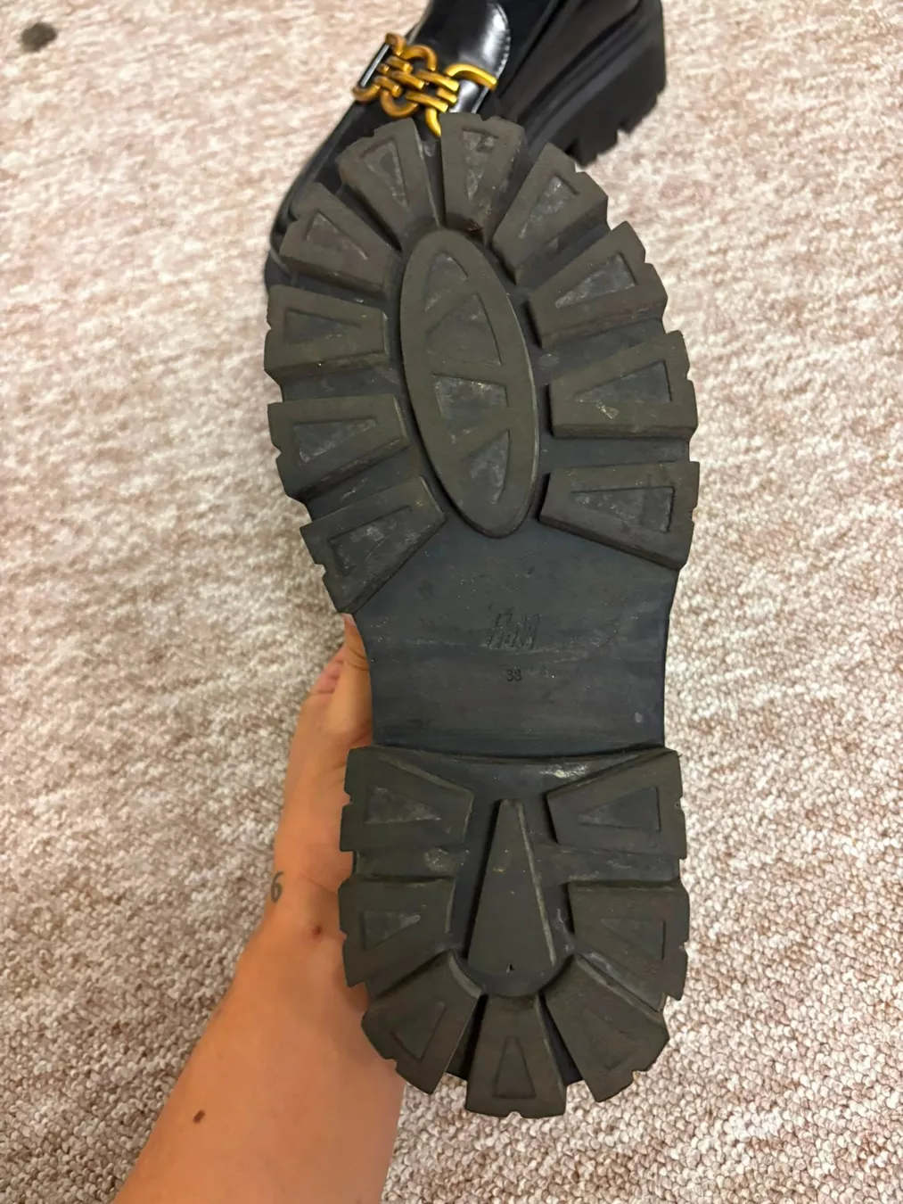 Damenschuhe: Schwarze Loafer – Gebraucht aus Adliswil von thiago1995 1