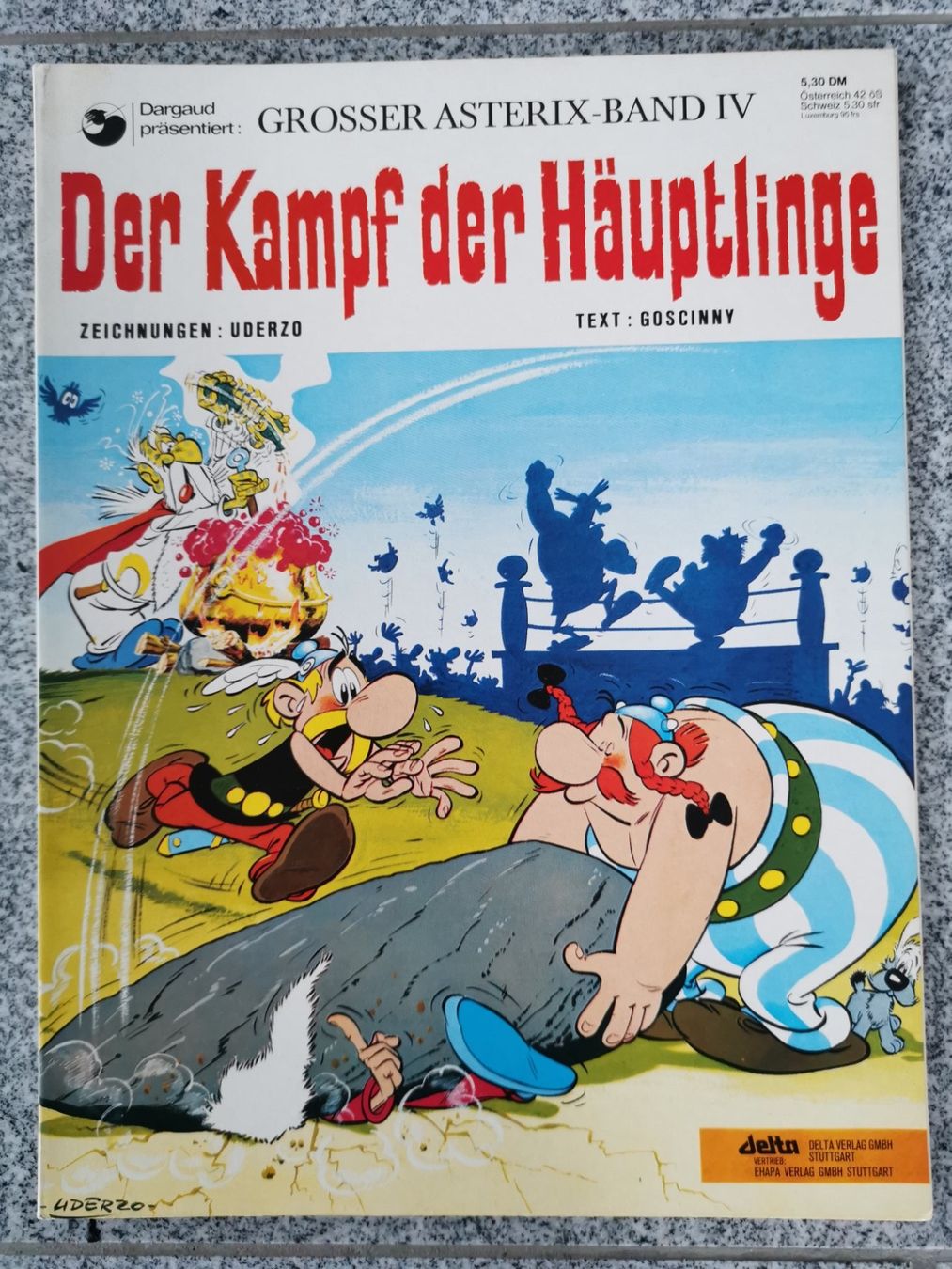 Fumetti: Asterix - Der Kampf der Häuptlinge Band IV, 1969 – Usato da Tägerschen venduto da H0udini