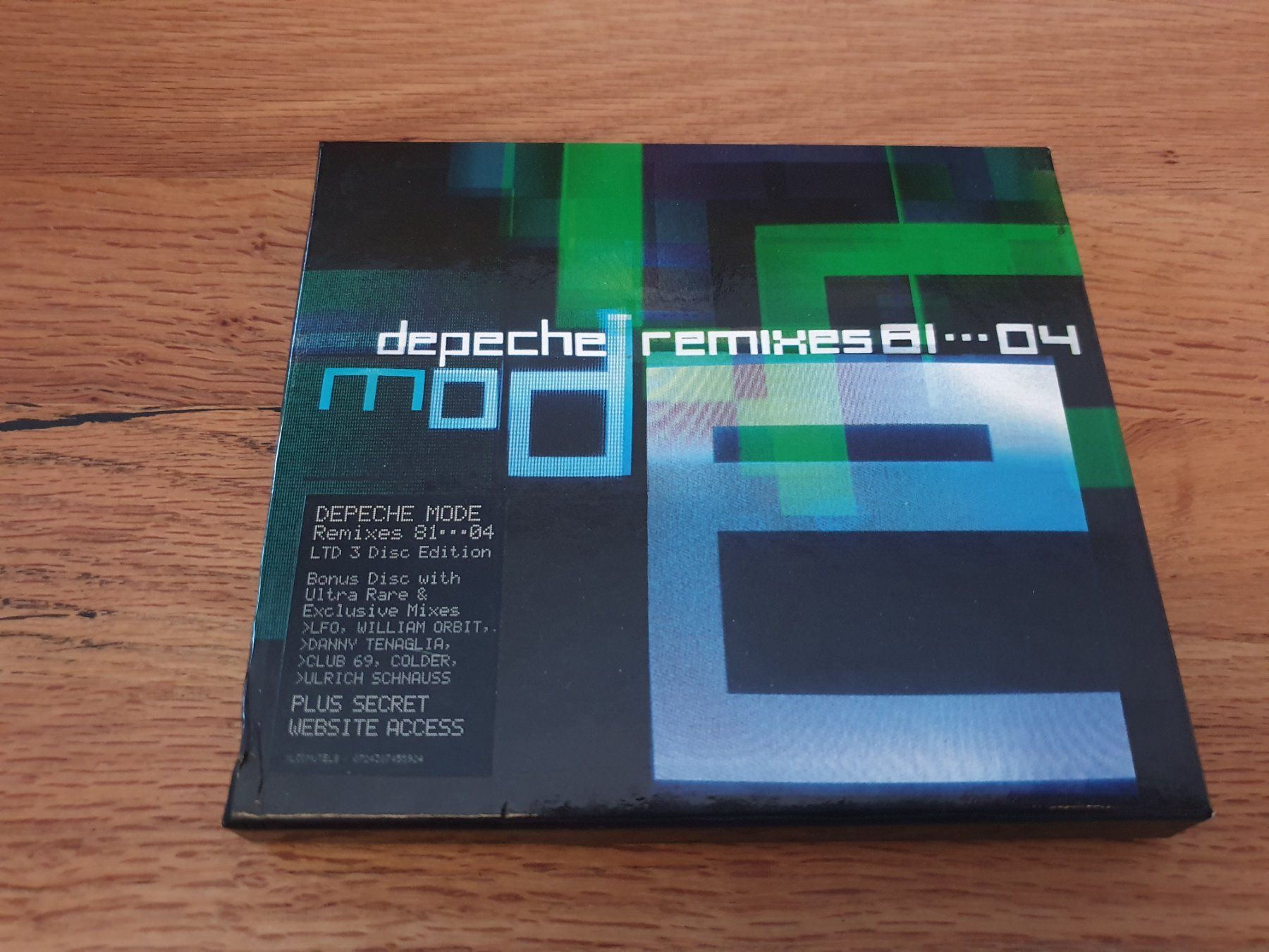 CDs: Depeche Mode - Remixes 81***04 - 3 CD – Gebraucht aus Auenstein von Trilos