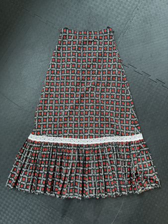 MIU MIU Maxi Rock Spitze IT40 34-36 NP 1‘200.-