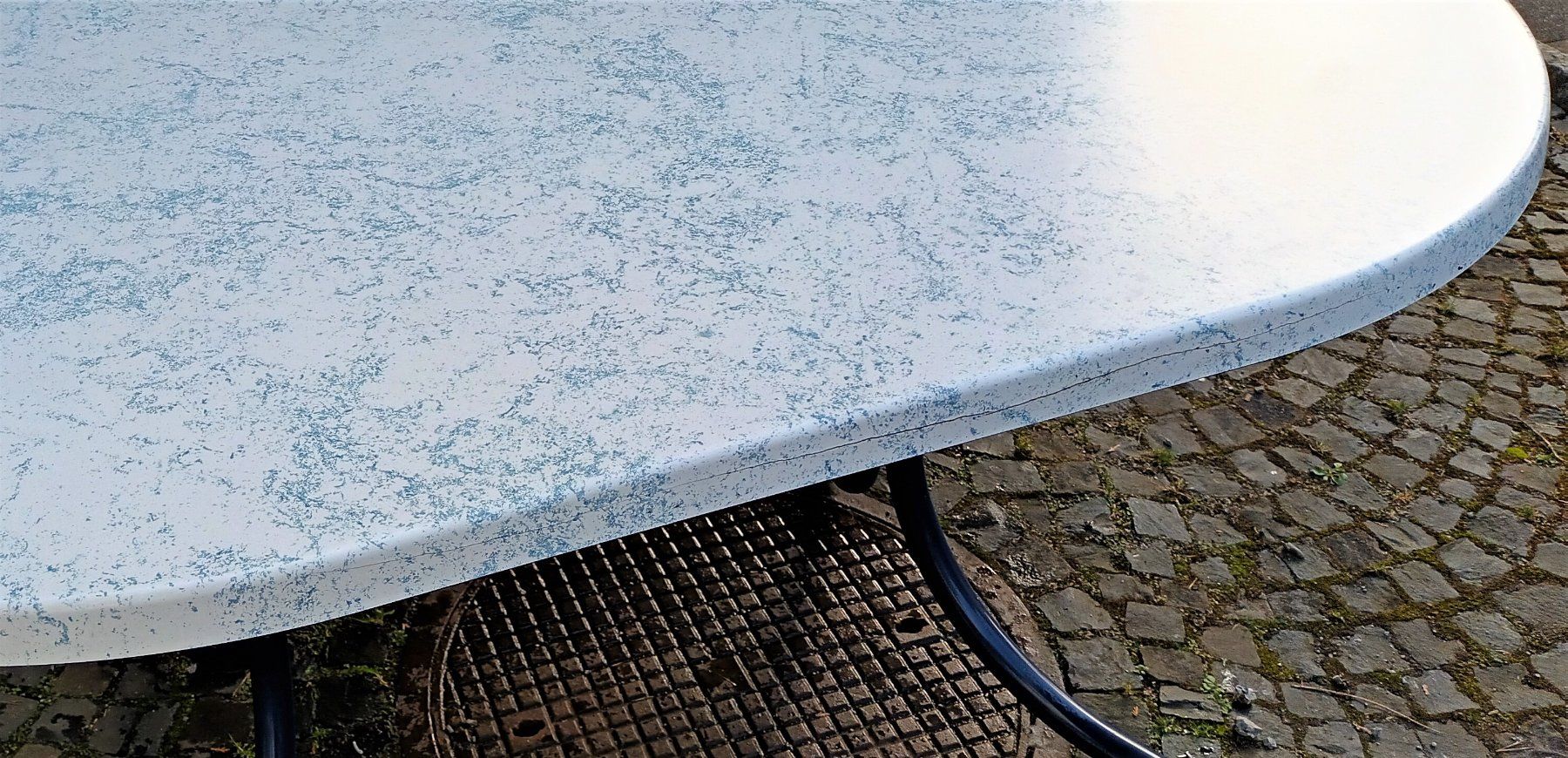 Tische: Gartentisch, Tisch oval Klappbar ca  145x95 cm Oberfläche – Gebraucht aus Vaduz von Bergtiger 2