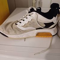 Jordan Max 200