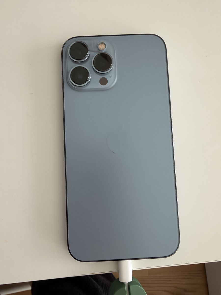 Apple Handys / Smartphones: iPhone 13 Pro Max zu verkaufen – Gebraucht aus Bern von Leilabunny 1