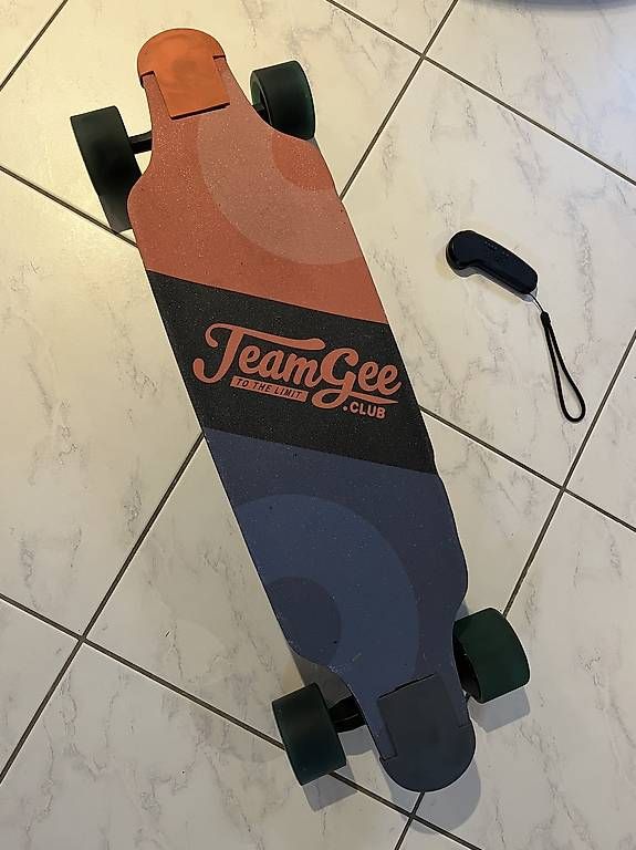 Skateboards: Elektro Skateboard – D'occasion à tuggen par jeenyus 1
