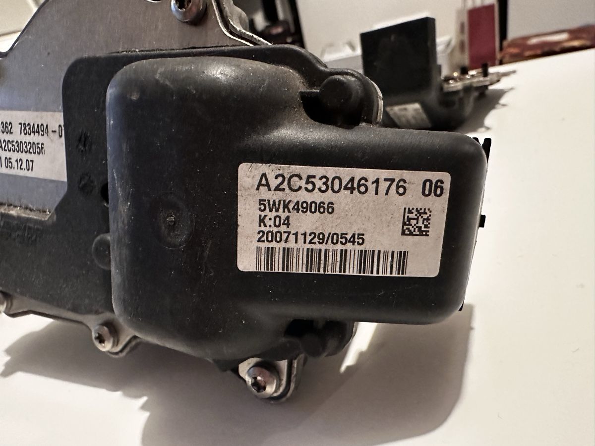 BMW Alle Autoersatzteile: Moteur électrique papillons m3 e92 e90 e93 – Gebraucht aus Versoix von ukt_vp7v 2
