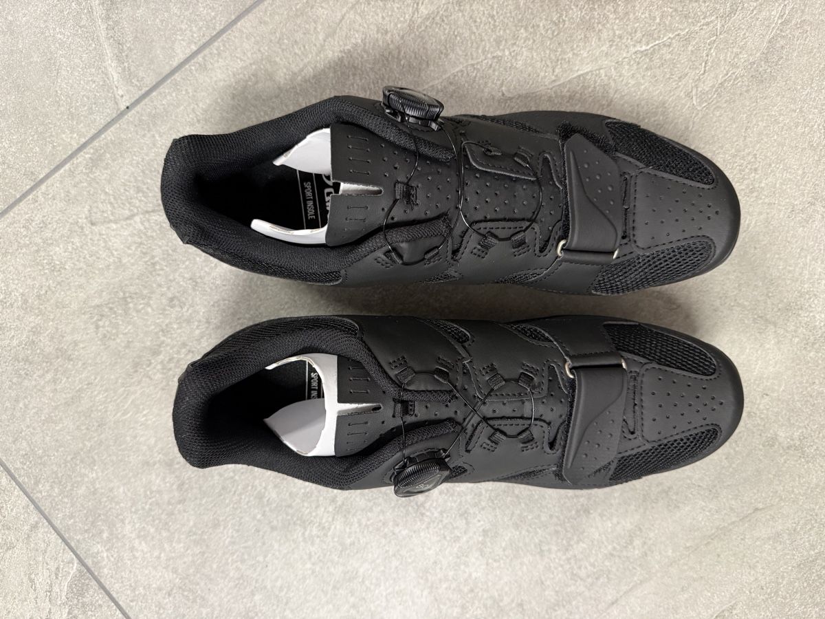 Giro Scarpe da uomo: Chaussures VTT Giro Cylinder II – Nuovo e nell'imballaggio originale da Les Paccots venduto da vuic