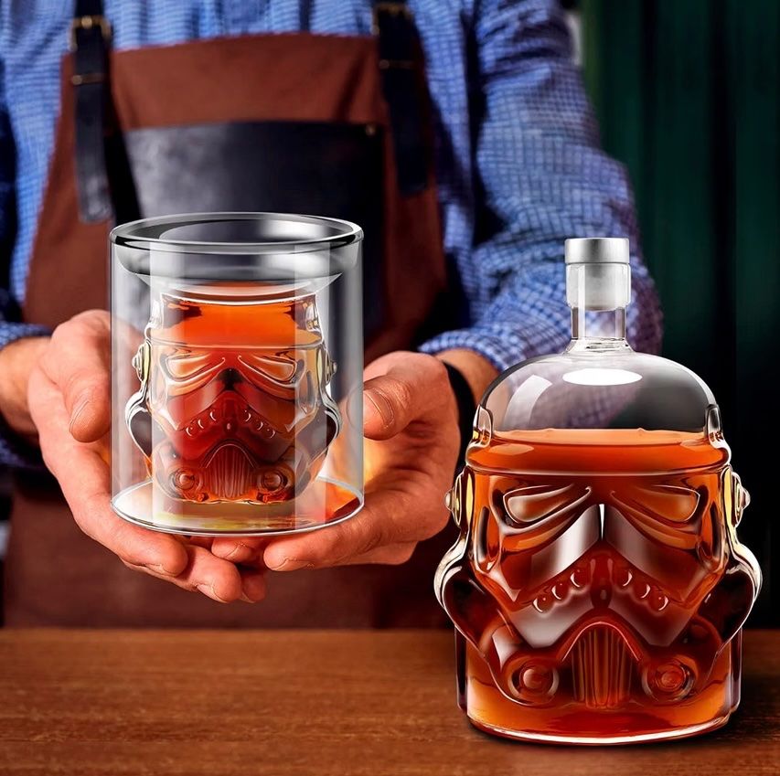 Karaffen: Whisky Karaffe & 2 Gläser Set Stormtrooper Design – Neu und originalverpackt aus Basel von Seifehuesli 6