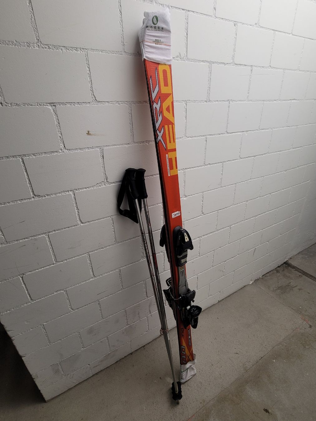 Head Skis: Head Ski + Poles (170 cm) – Gebraucht aus Zürich von kyi_2rnz