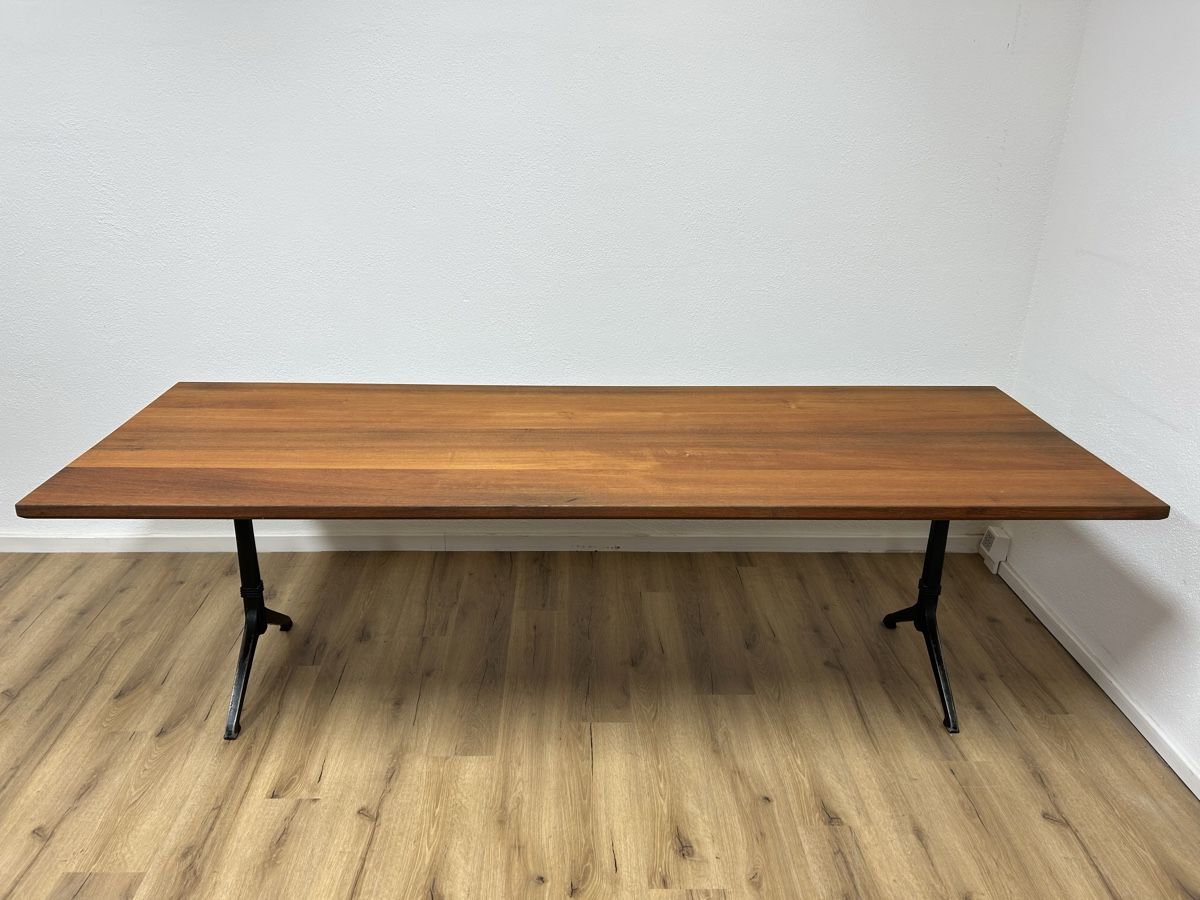 Horgen Glarus Tische: Beizentisch Ulme (249x87cm) – Gebraucht aus Basel von MoebelSackmann 1