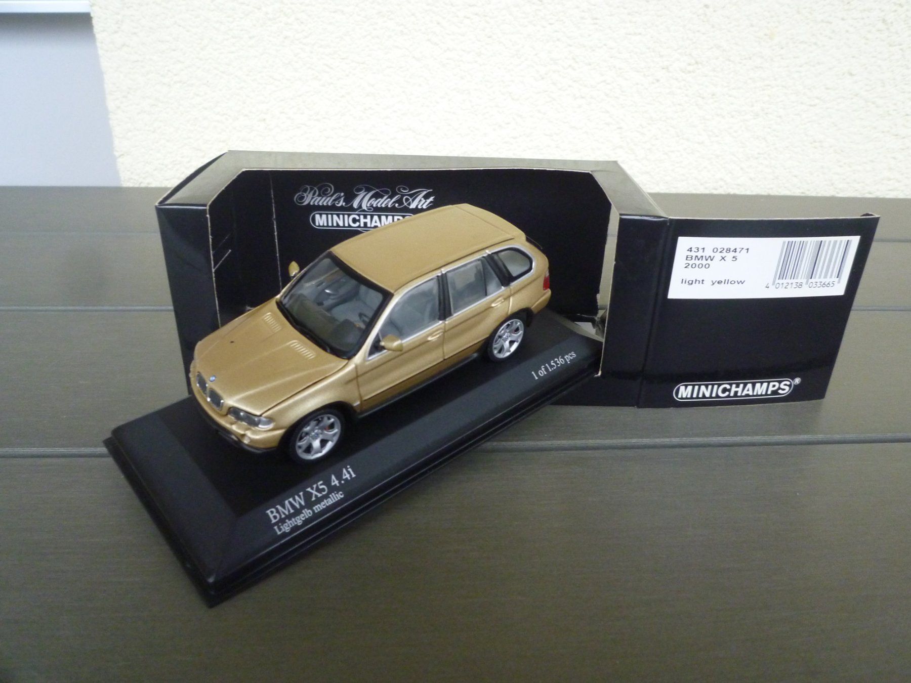 Modellautos: BMW X5 4.4i (2000) – Neu und originalverpackt aus Flawil von Imperiosud