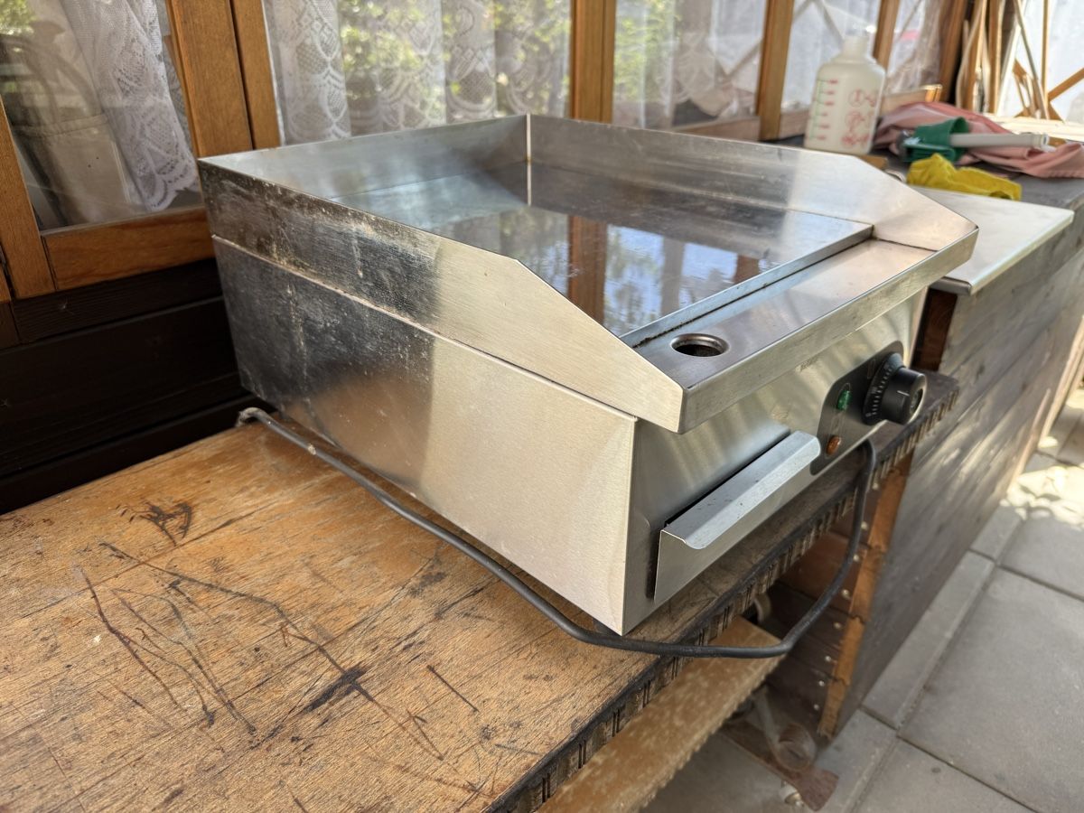 Grills: Elektrogrill  – Gebraucht aus Unterengstringen von Lo.Ony 1