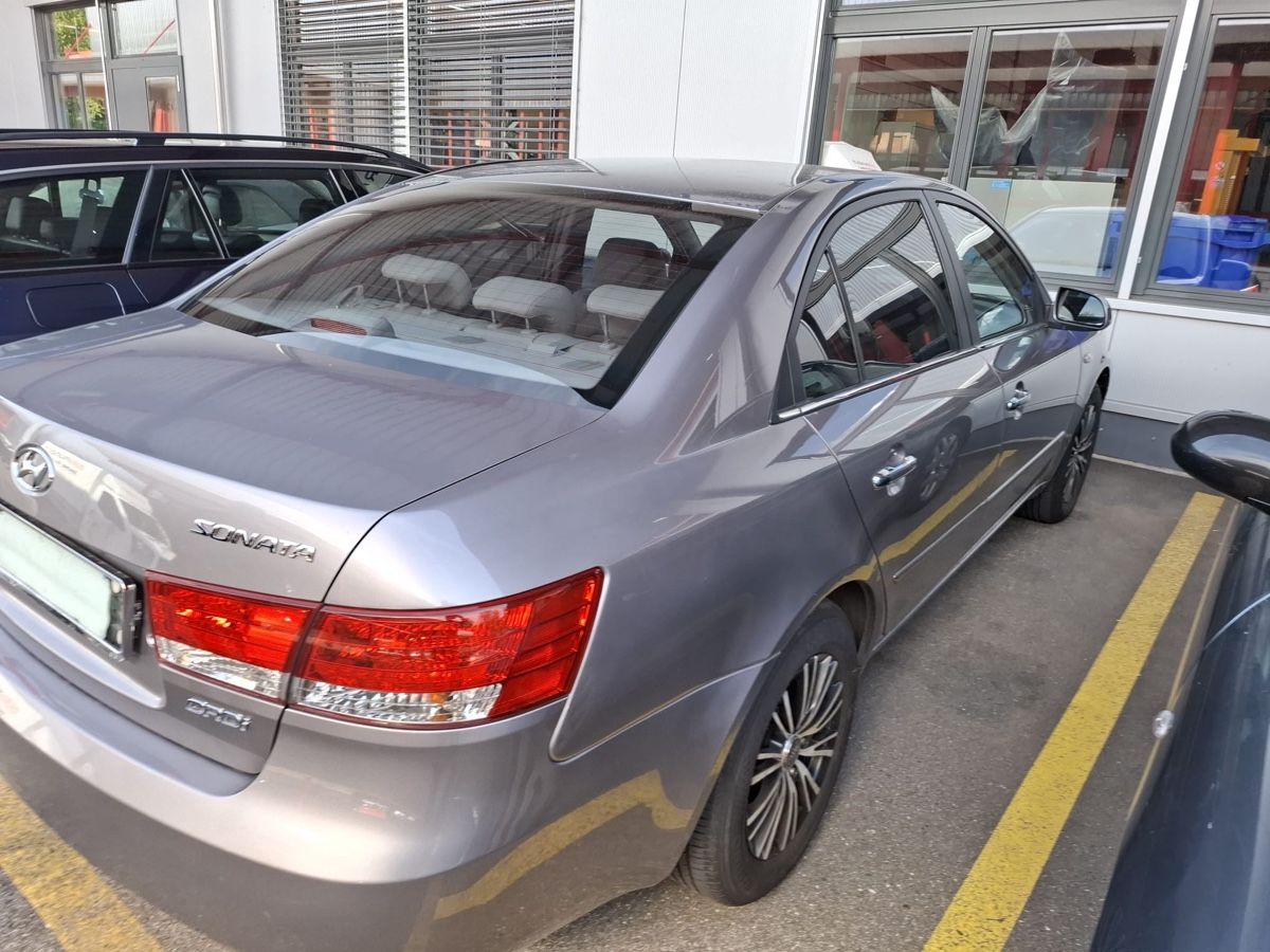 Hyundai Automobili: Hyundai Sonata 2.0 CRDI – Difettoso da Rüti ZH venduto da gla_jx6c 3