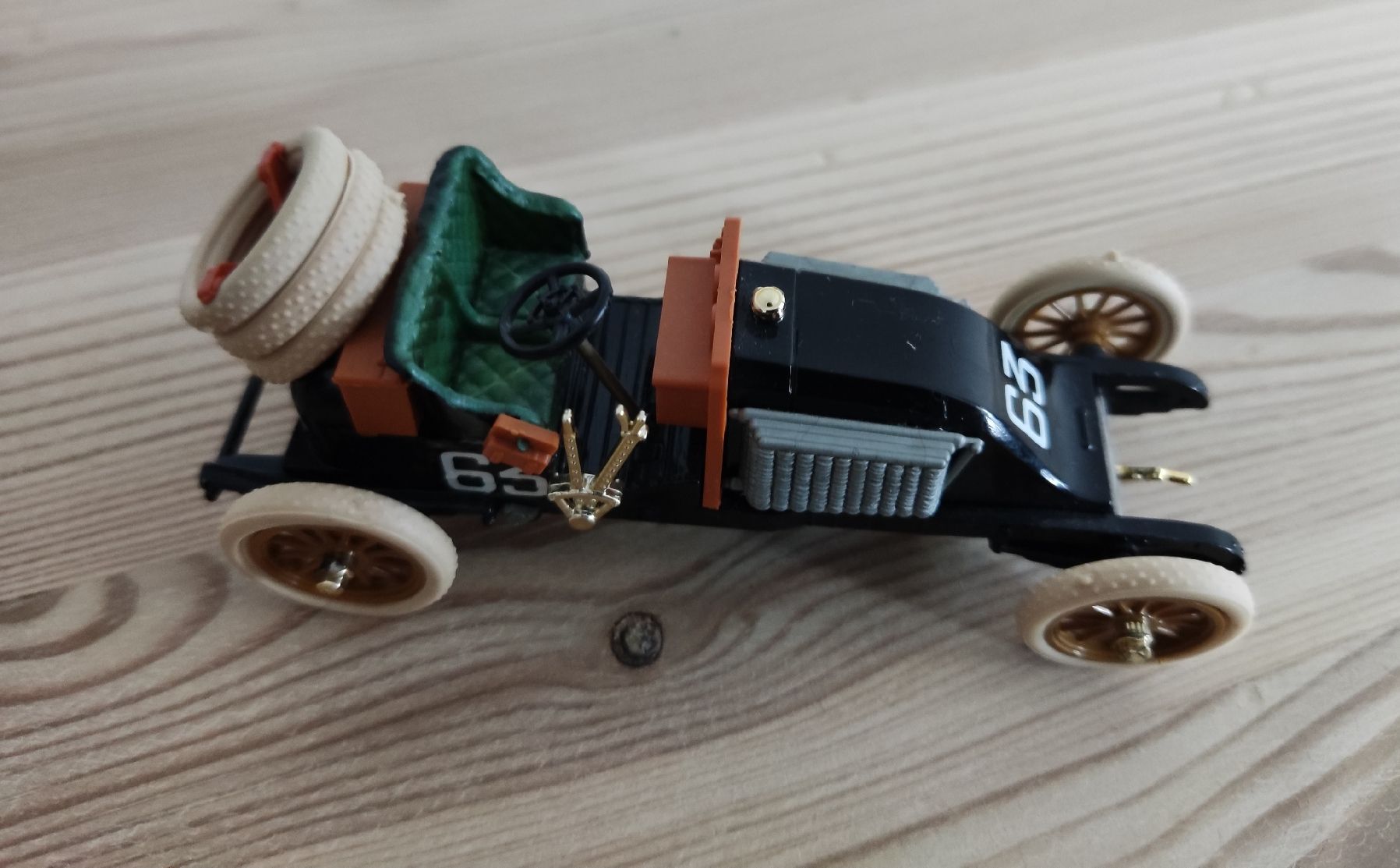 Matchbox Modellini d'auto: Match Box Autos – Usato da Chur venduto da Nisami 4