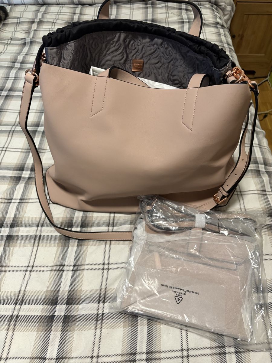 Borse da donna: Set Borsa Barbara Titan, nuova! – Nuovo (secondo la descrizione) da Novazzano venduto da jen_hx8j 2