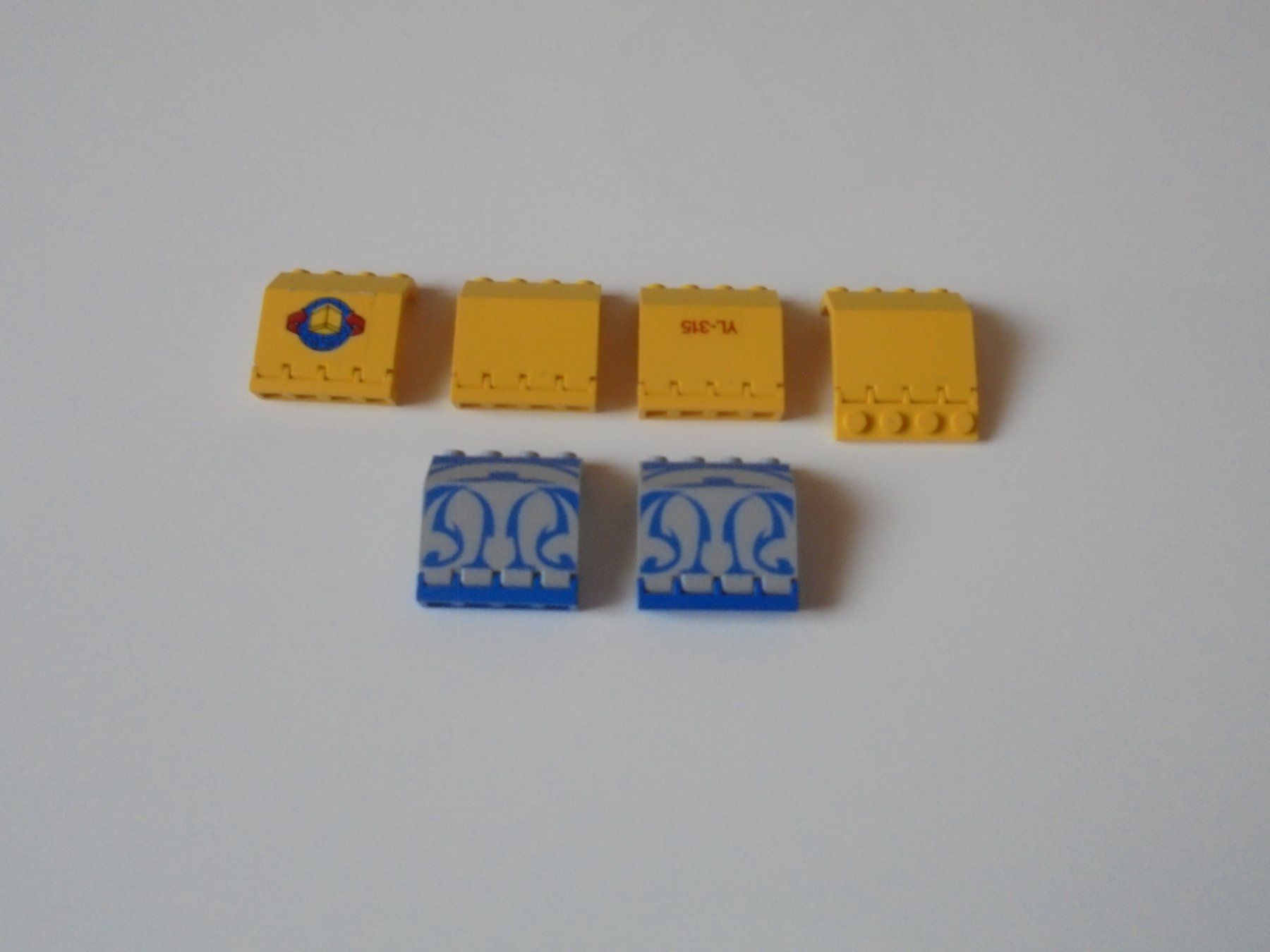 Lego Giocattoli: LEGO - DIVERSE - GEBOGENE - SCHARNIER - PLÄTTLI – Usato da Gelterkinden venduto da ajdt4
